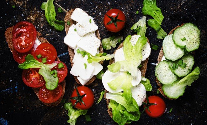 Foods with natural antioxidants